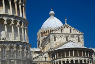 View Pisa, Italy Photos >>