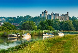 View Arundel Castle Photos >>