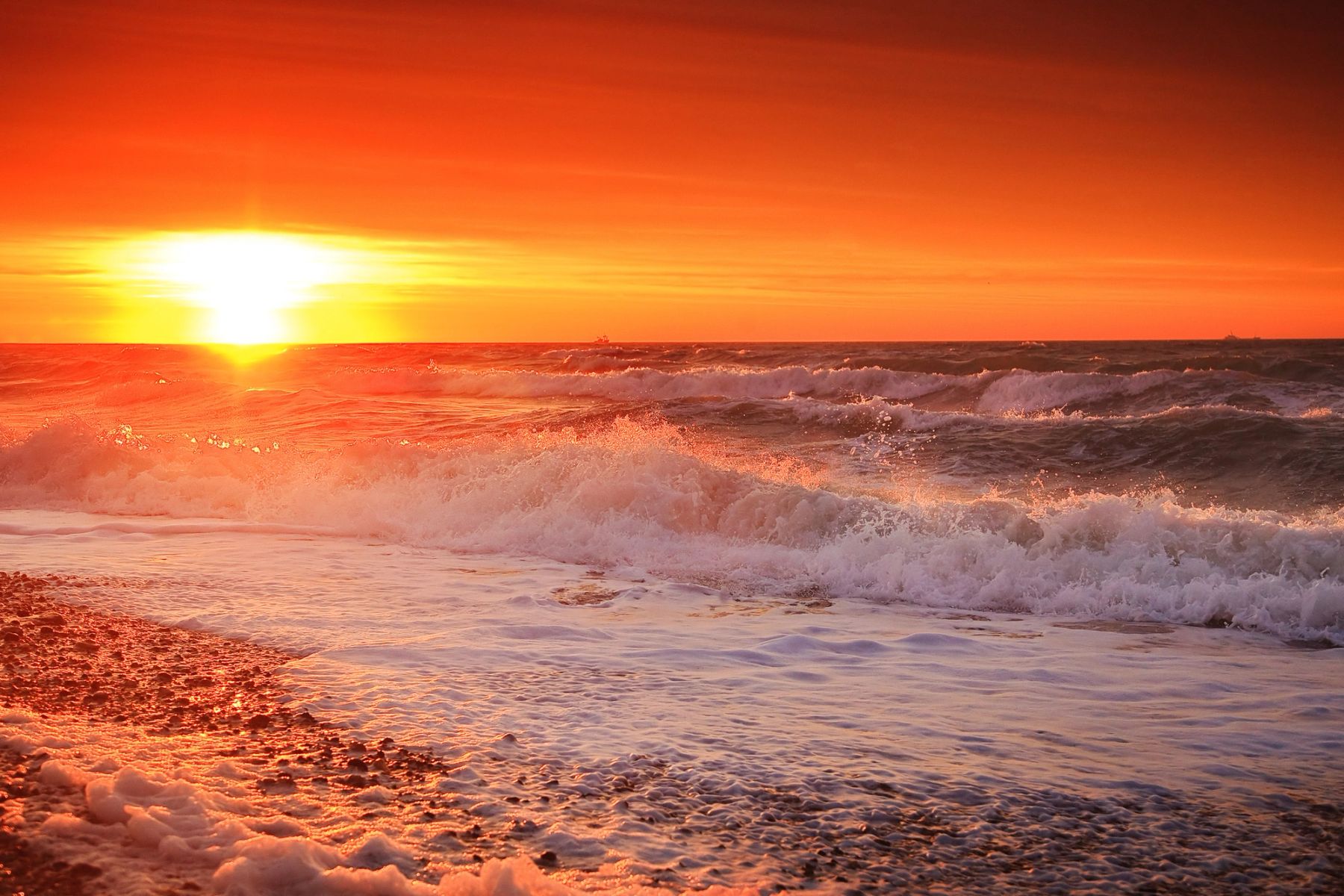 Sunset Breakers, Shoreham Beach