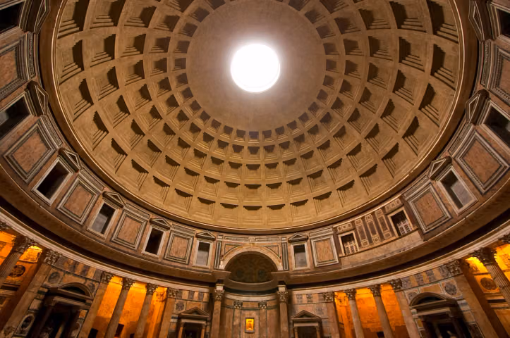 The Pantheon Oculus