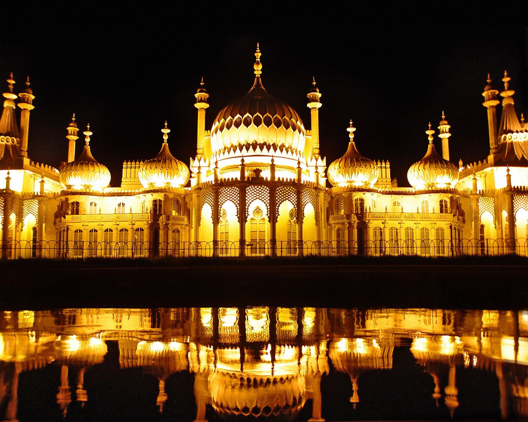 The Royal Pavilion at Night, Royal Pavilion, Brighton