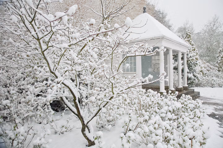 Summerhouse in the Snow