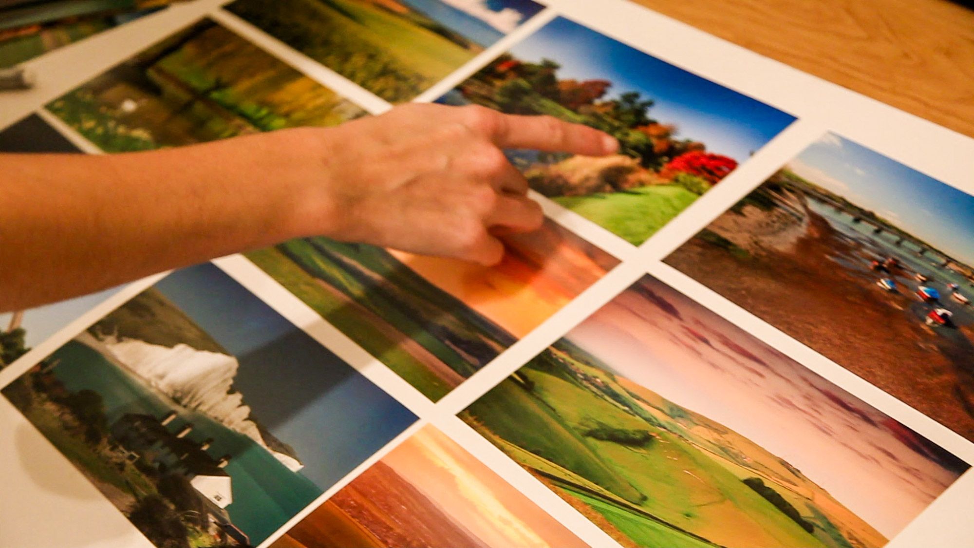 Choosing the images for each wall from the library