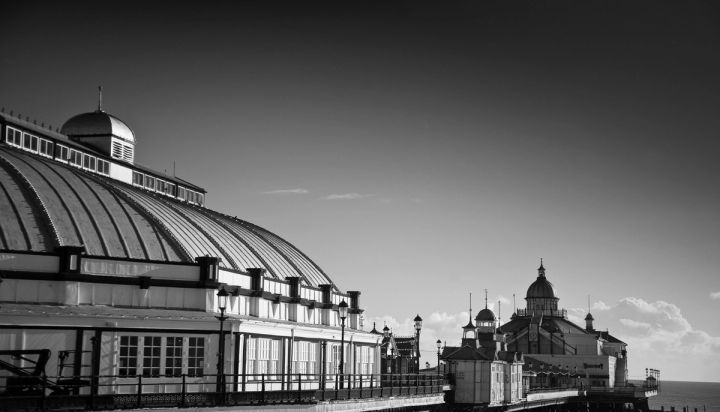 The Pier Pavilion in Mono